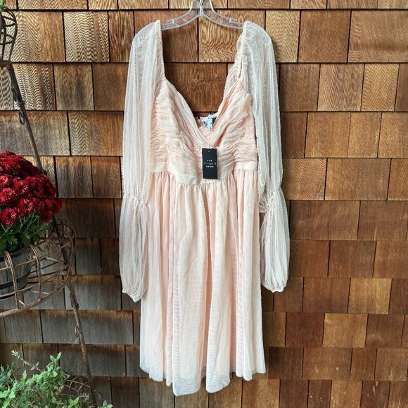 NWT Nabela Noor X Eloquii Surplice Neck Princess Puff Sleeve Dress - Women's 16 - Picture 1 of 11